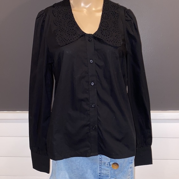Calligraphie long sleeve button down with lace collar size S - Picture 1 of 4
